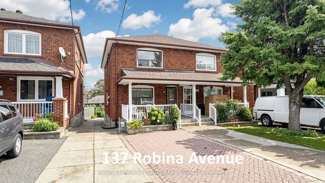 137 Robina Avenue, Toronto C03