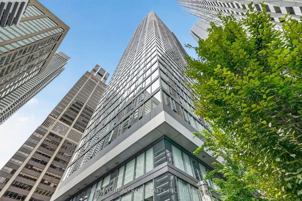 8 Cumberland Street 1205, Toronto C02