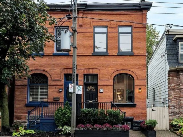 63 Alcorn Avenue, Toronto C02