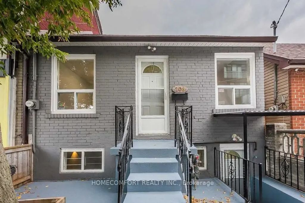 208 Manning Avenue, Toronto C01