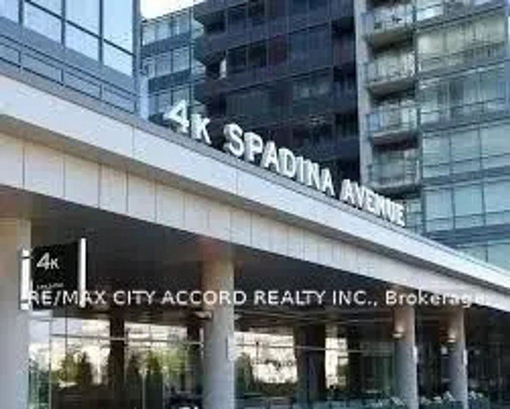 4k Spadina Avenue 527, Toronto C01