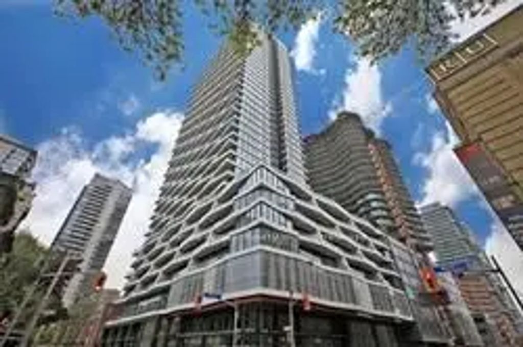 85 Wood Street 716, Toronto C08