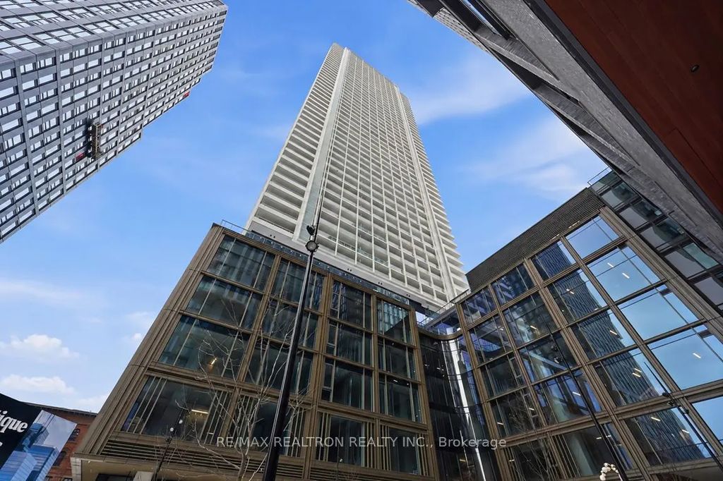 88 Queen Street E 4711, Toronto C08