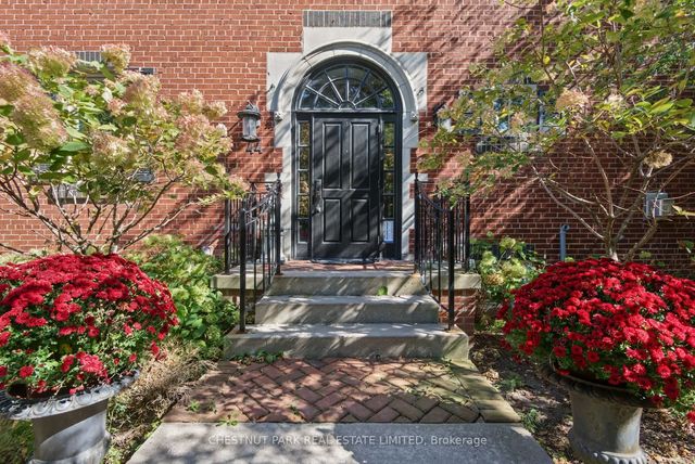 44 Glen Echo Road Upper, Toronto C04