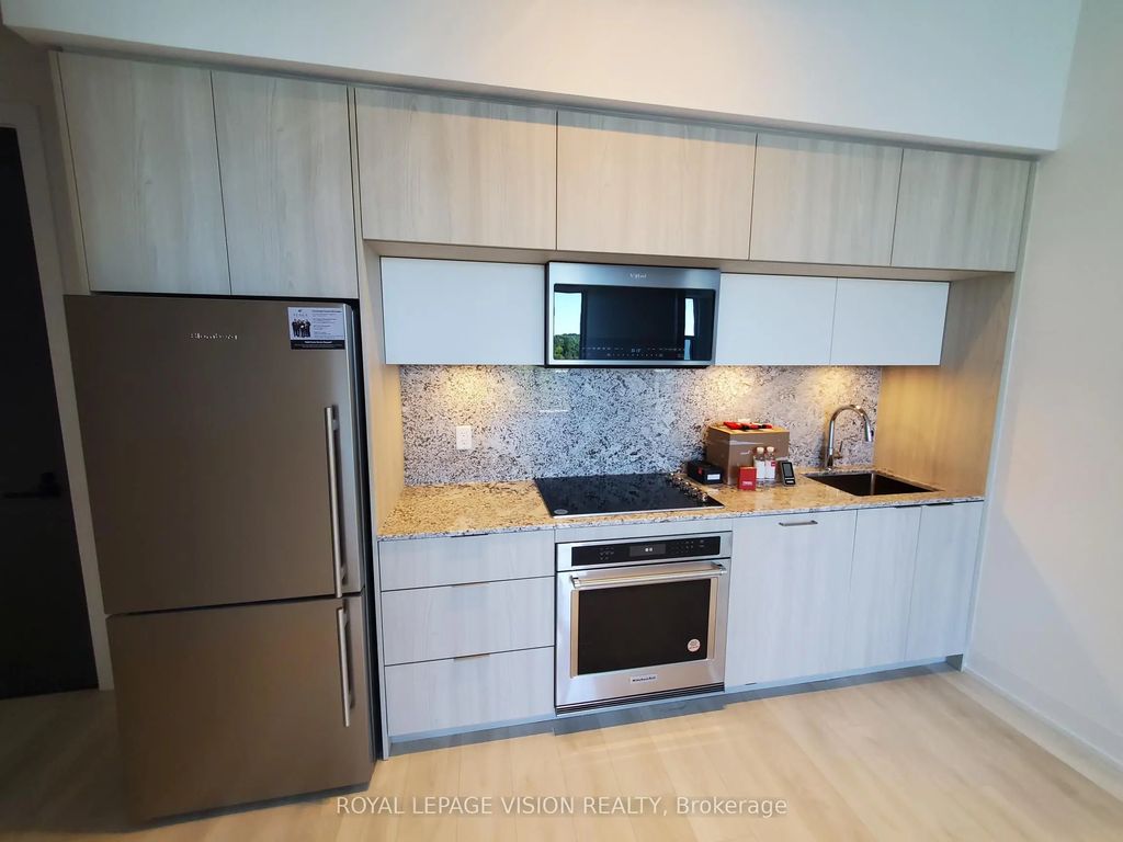 25 Adra Grado Way 525, Toronto C15