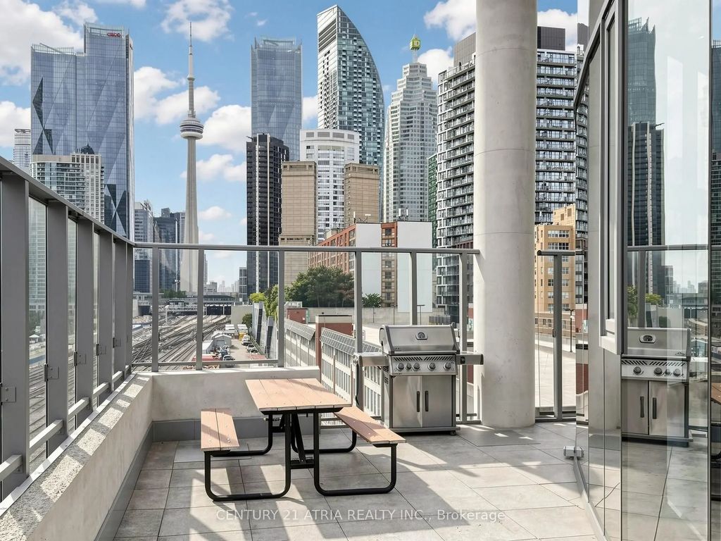 3 Market Street 410, Toronto C08