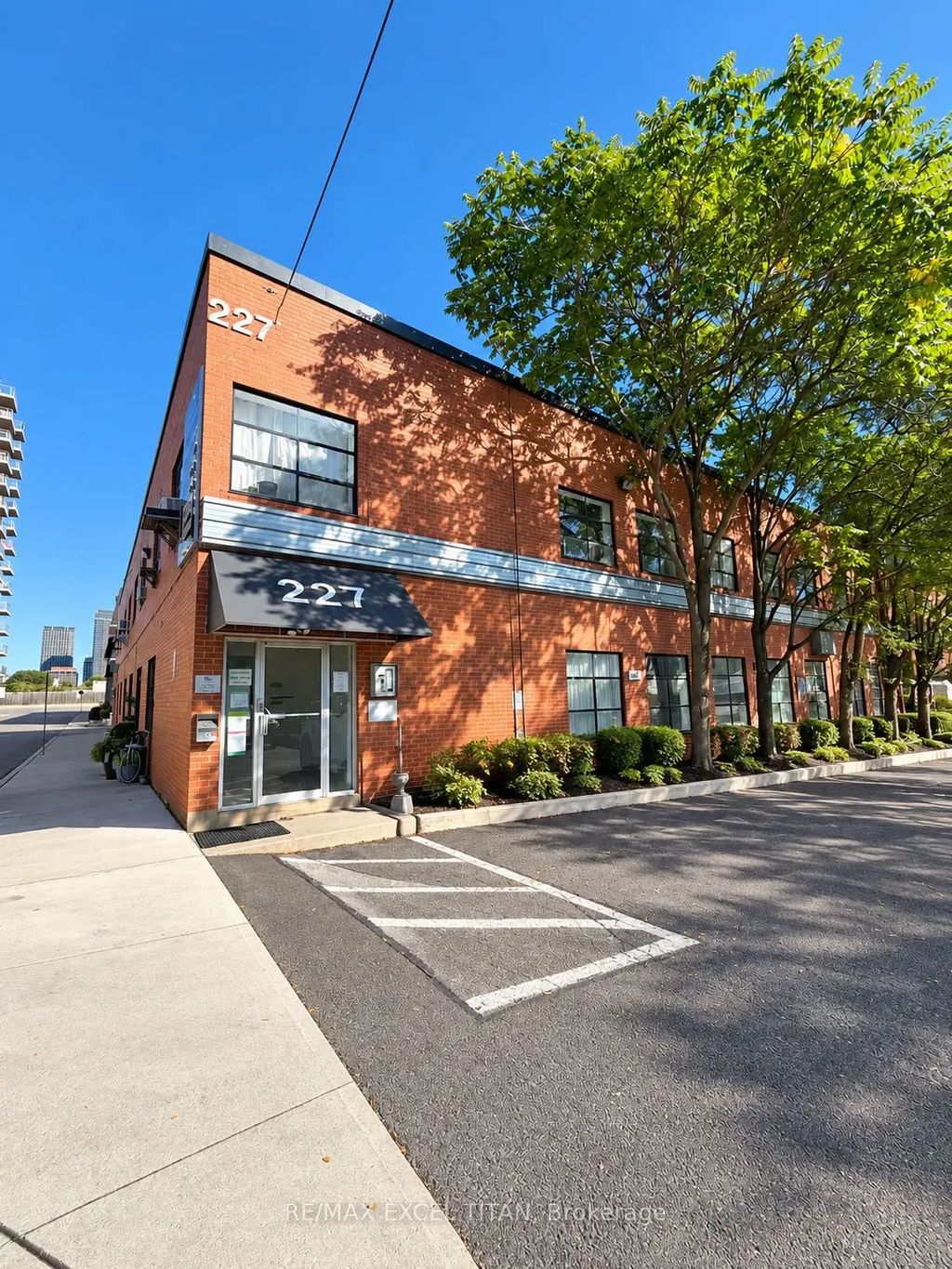 227 Sterling Road E 213, Toronto C01