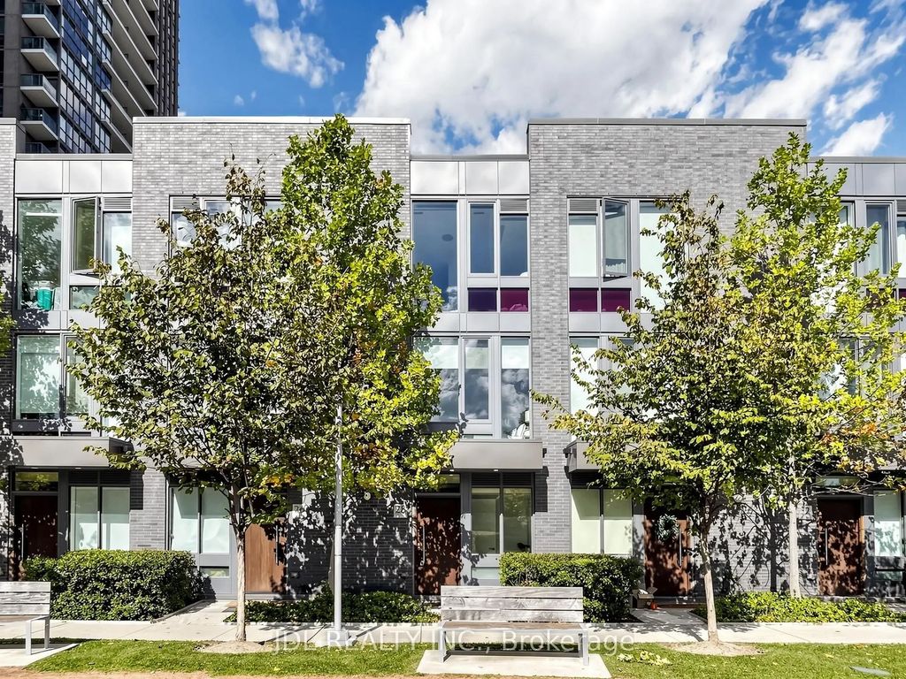 28 Sonic Way, Toronto C11