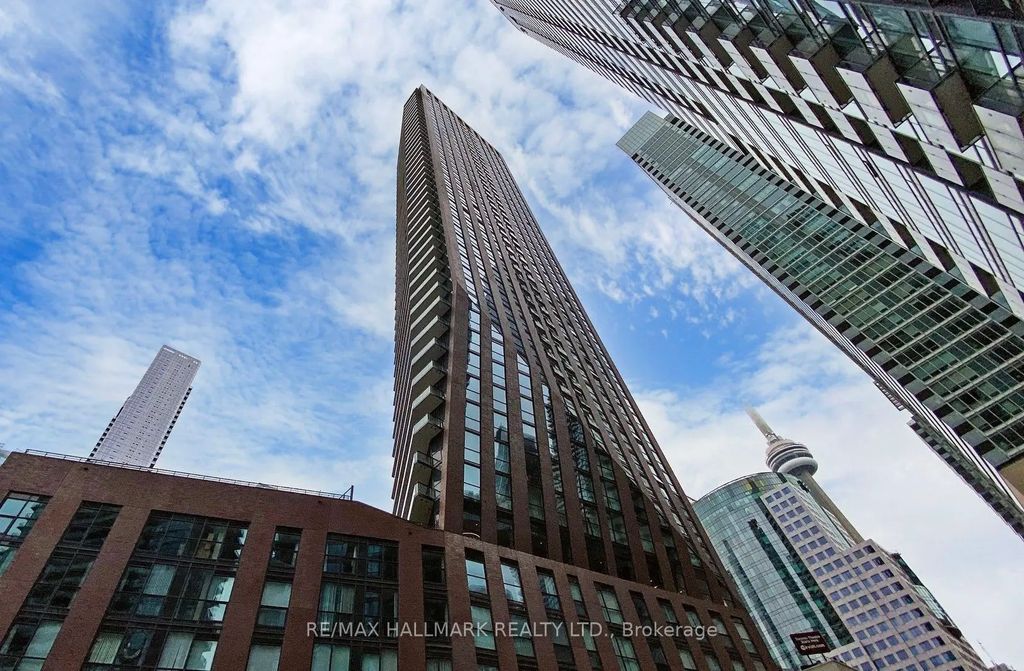 99 John Street 4505, Toronto C01