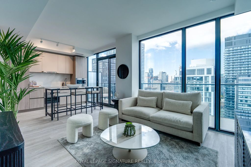47 Mutual Street 3205, Toronto C08