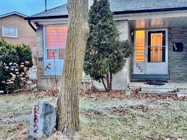 282 Roywood Drive, Toronto C13