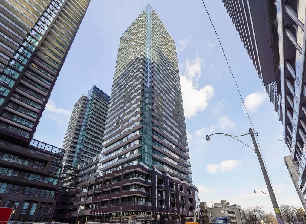 110 Broadway Avenue 3412, Toronto C10