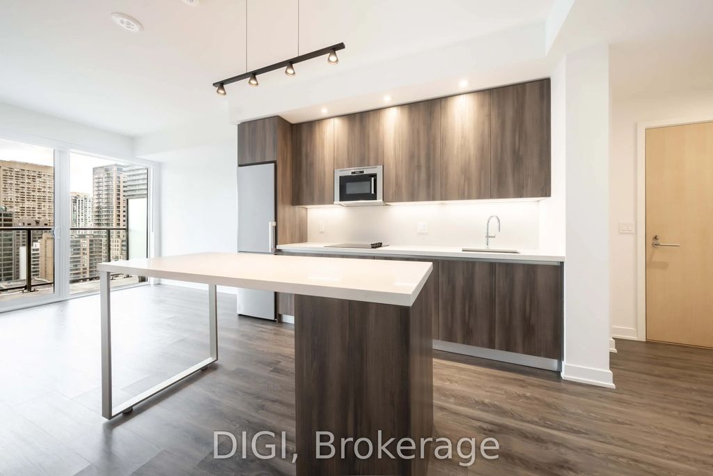 8 Gloucester Street 3004, Toronto C08