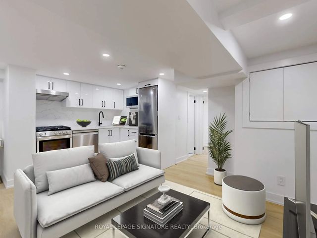 250 Major Street Lower F, Toronto C01