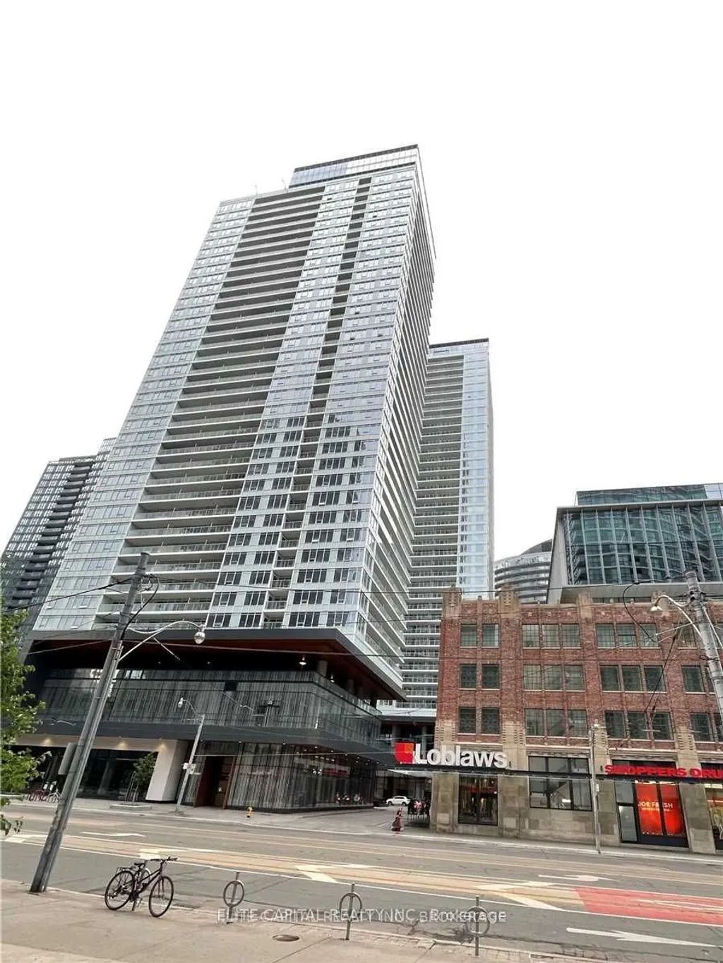 19 Bathurst Street 3607, Toronto C01