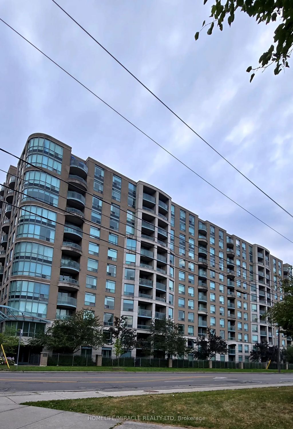 18 Pemberton Avenue 306, Toronto C14