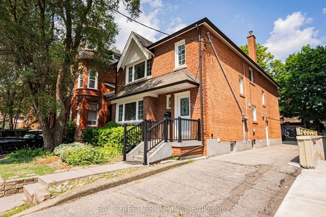 65 Spadina Road, Toronto C02