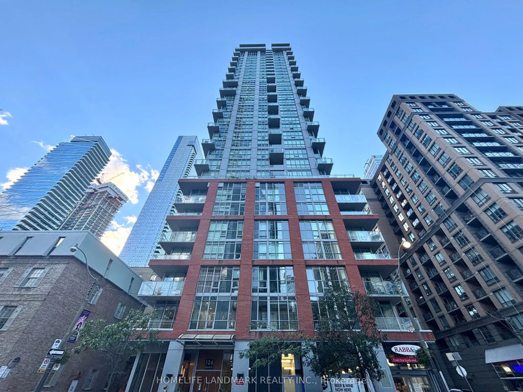 126 Simcoe Street 3306, Toronto C01