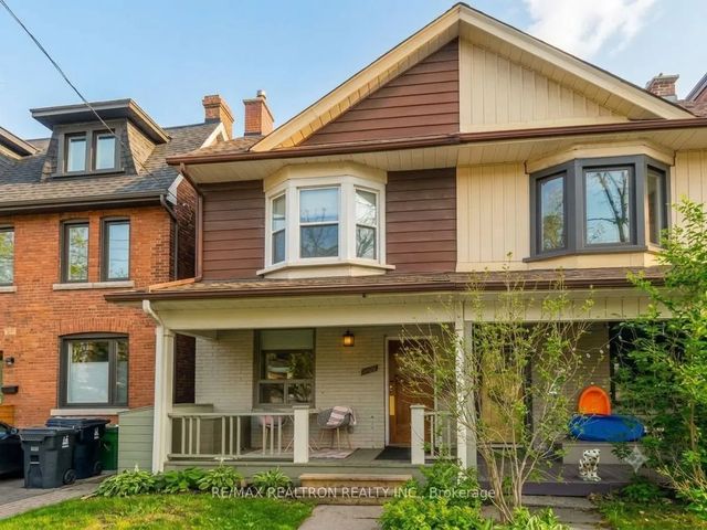 1047 Davenport Road, Toronto C02