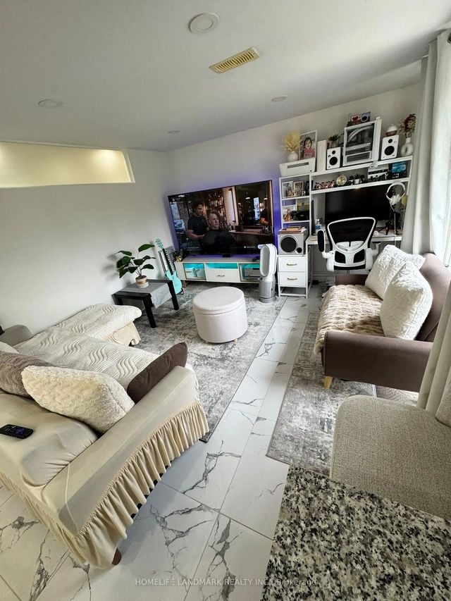 18 S Faye Drive S Basement, Toronto C15