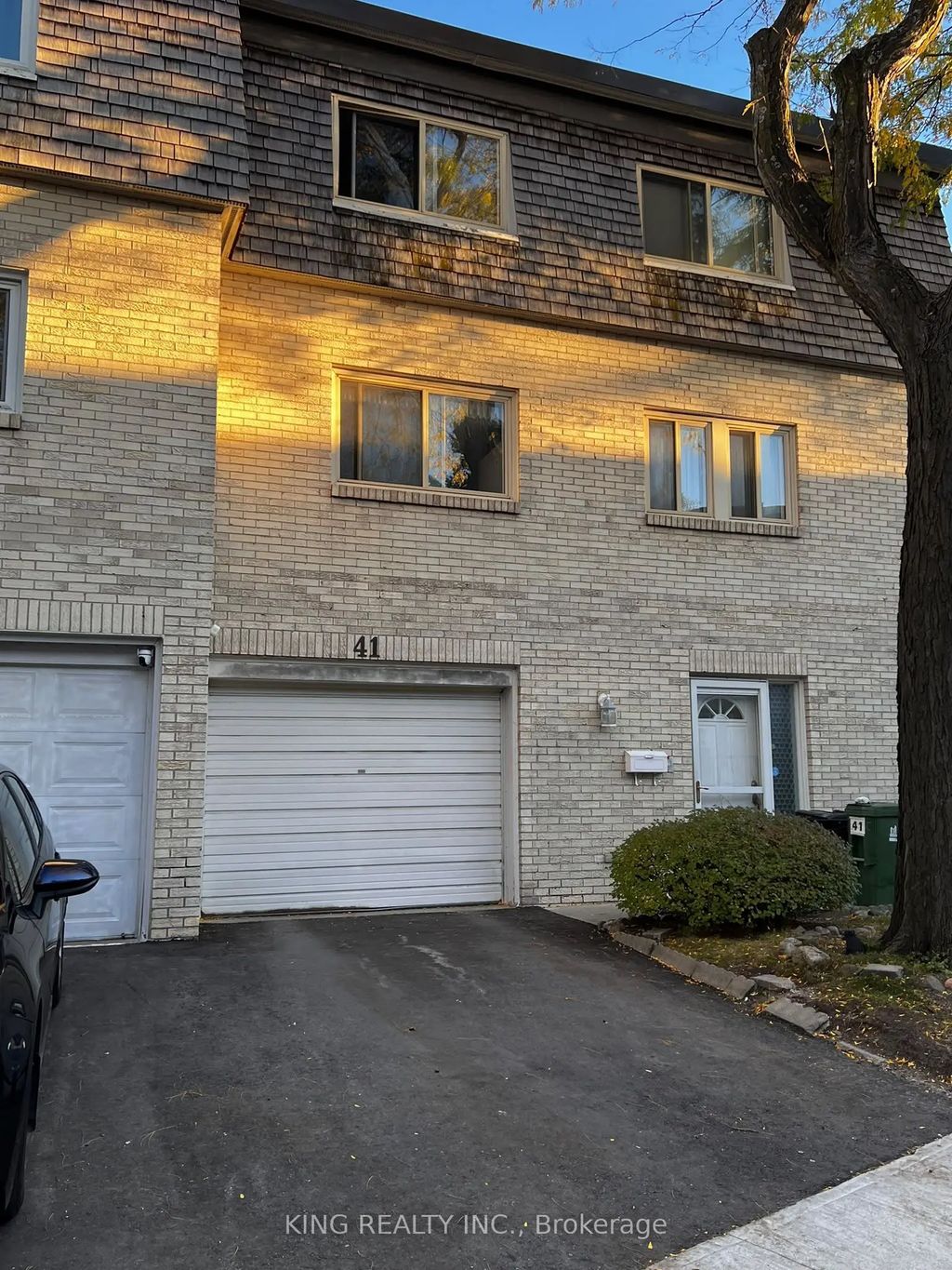 41 Courville Coachway N/a, Toronto C15