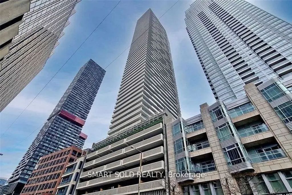 2221 Yonge Street 3103, Toronto C10
