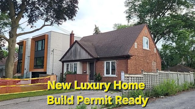 6 Vonda Avenue, Toronto C14