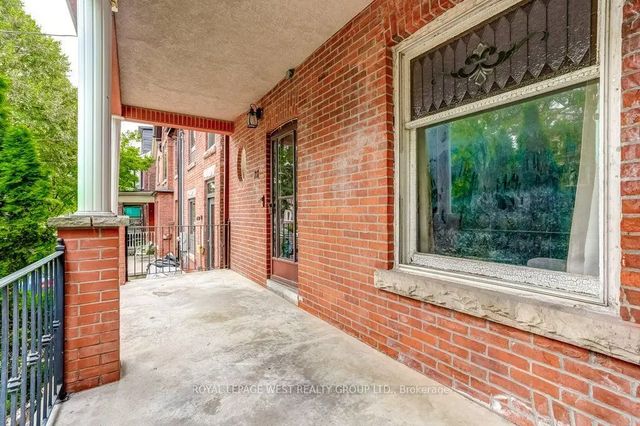 28 Concord Avenue, Toronto C01