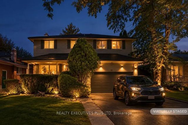 12 Mandel Crescent, Toronto C15