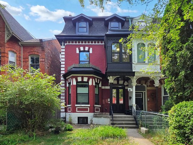 28 Beaconsfield Avenue 2, Toronto C01