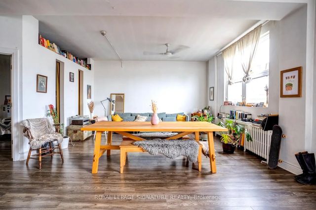 926 King Street W Upper/rear, Toronto C01