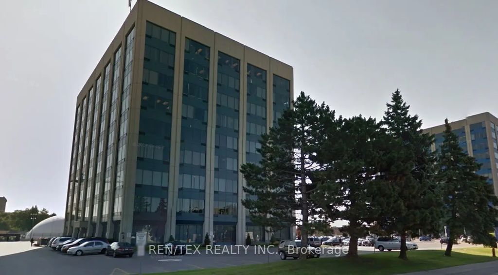 250 Consumers Road 800, Toronto C15
