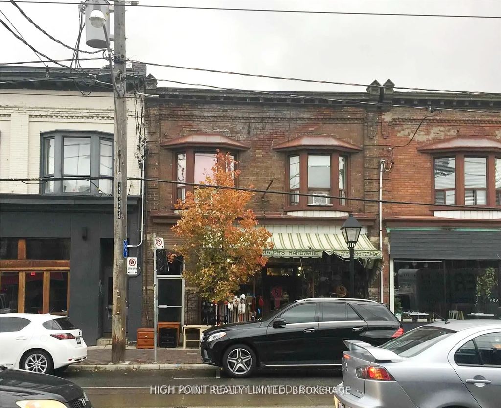 840 College Street, Toronto C01