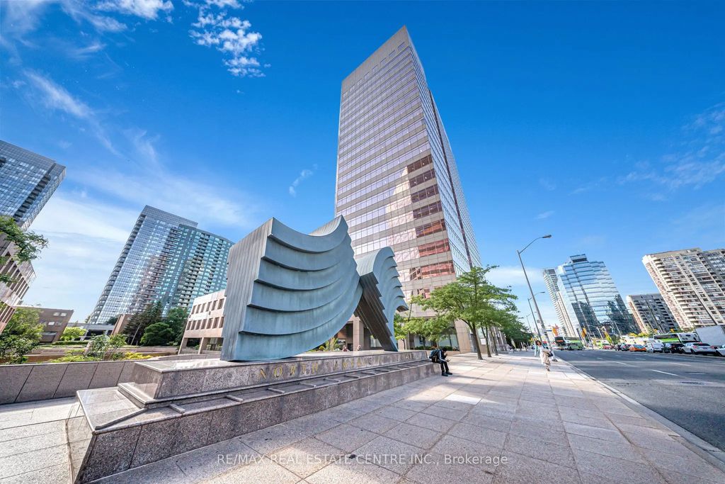 5700 Yonge Street Road 200 E, Toronto C07