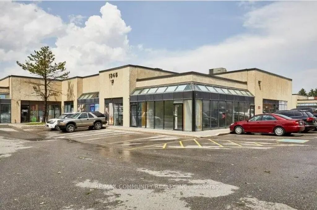 1345 Morningside Avenue 19, Toronto E11
