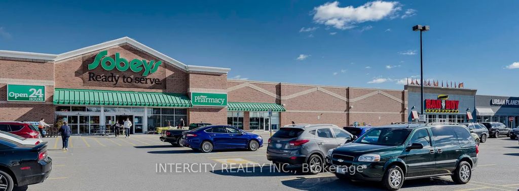 1615 Dundas Street E 203w, Whitby