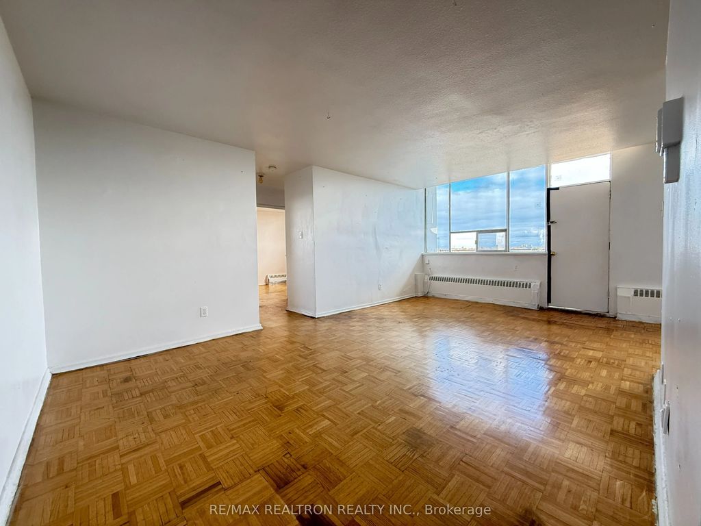 500 Dawes Road 1514, Toronto E03