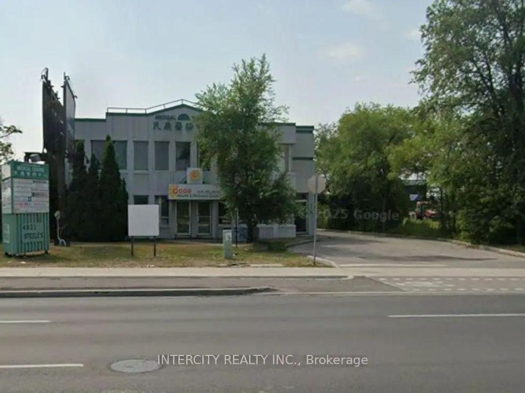 4631 Steeles Avenue E 204, Toronto E07
