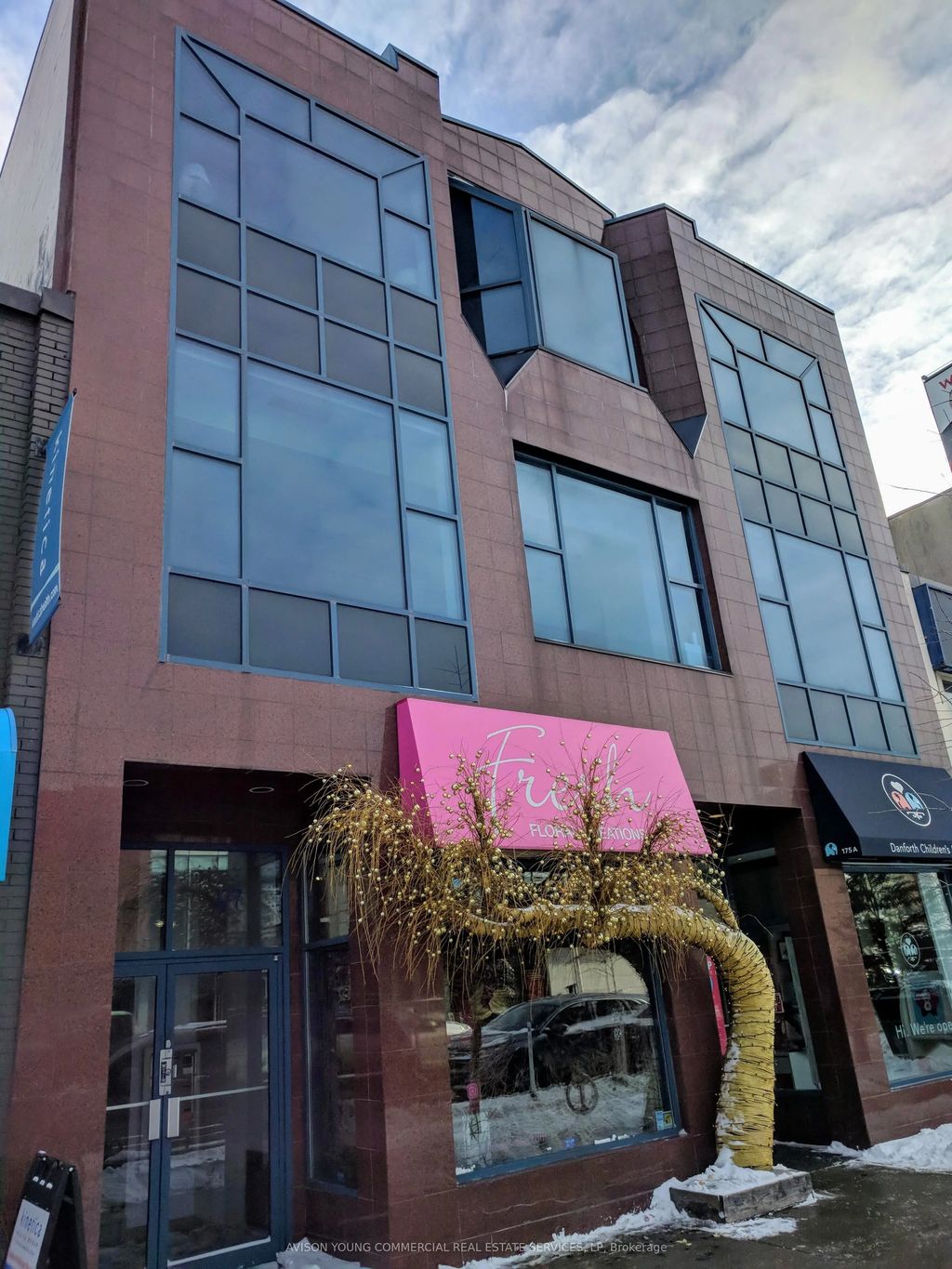 177 Danforth Avenue 303, Toronto E01