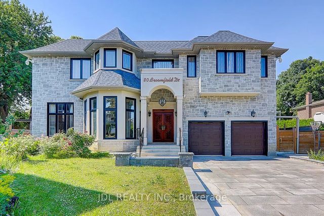 80 Broomfield Drive, Toronto E07