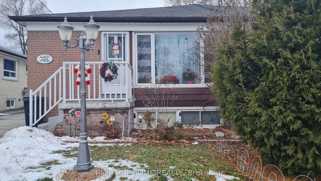 124 Overture Road Bsmt, Toronto E10