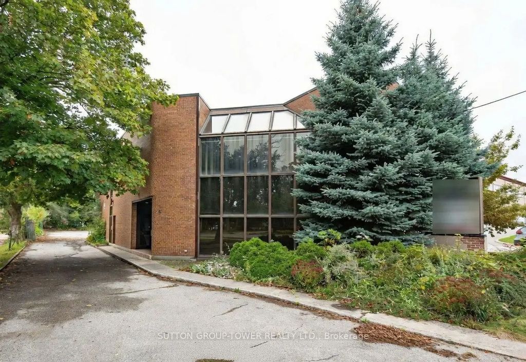 6 Collinsgrove Road, Toronto E10