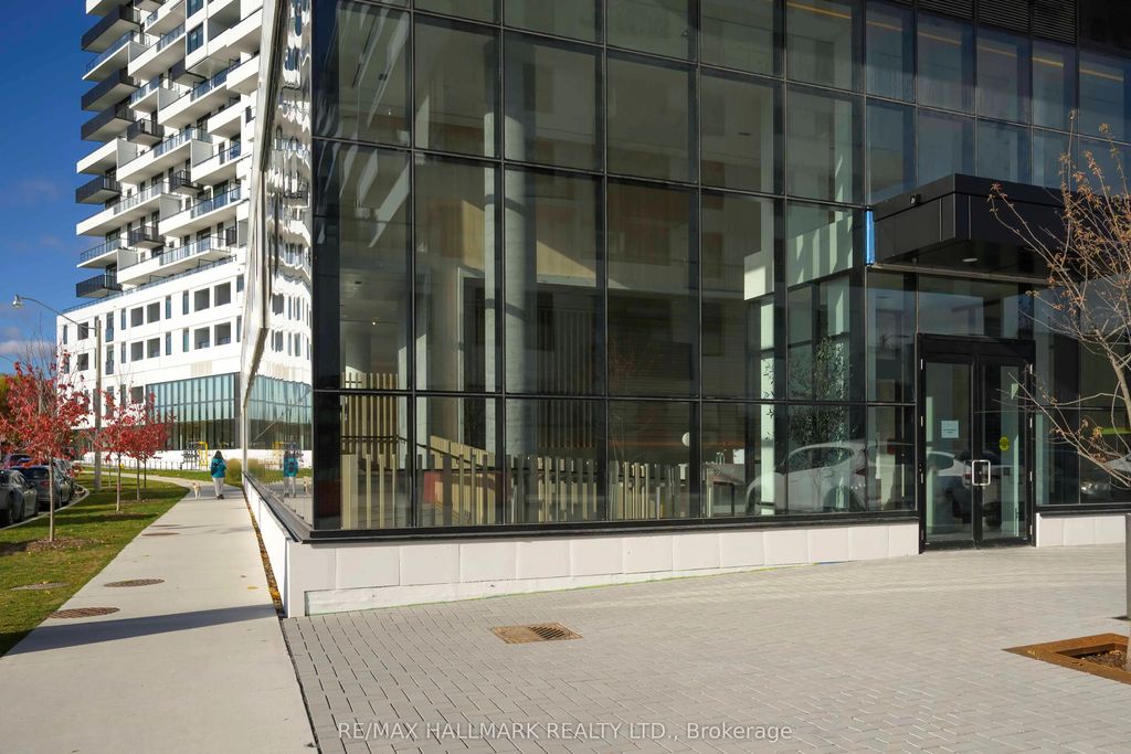 1050 Eastern Avenue 1310, Toronto E02