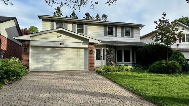 34 Harringay Crescent, Toronto E05
