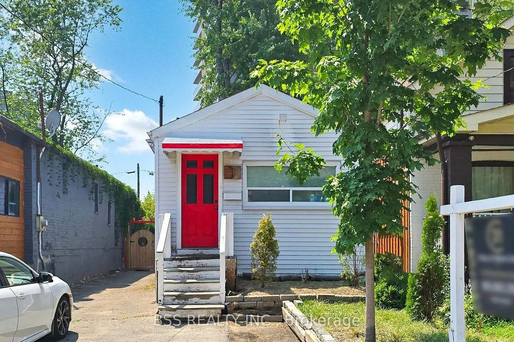 48 St Dunstan Drive, Toronto E06