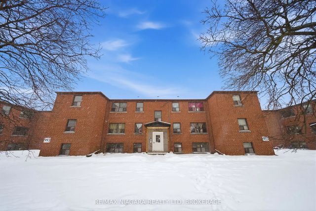 993 O'connor Drive Unit B, Toronto E03