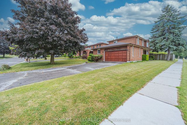 217 Waverly Street N, Oshawa