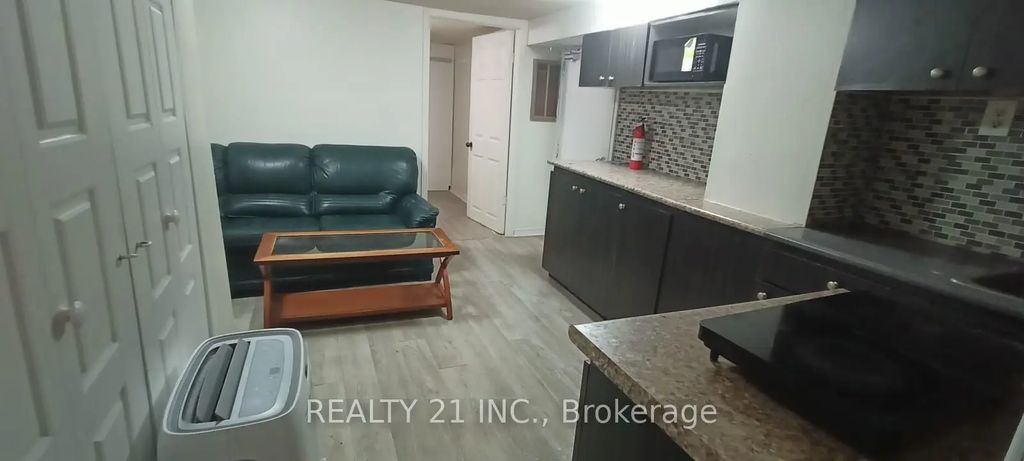 571 Danforth Road Basement, Toronto E04