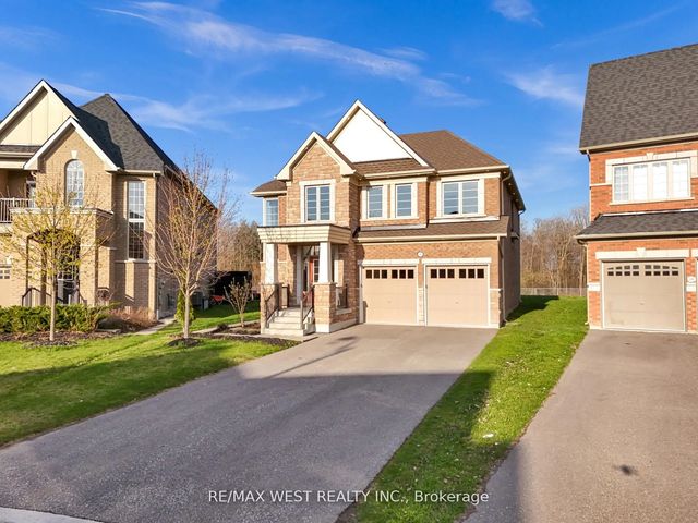 2485 Bandsman Crescent, Oshawa