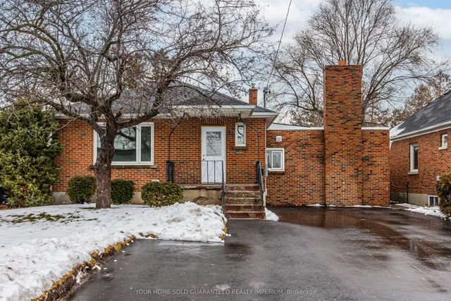 84 Taunton Road W, Oshawa